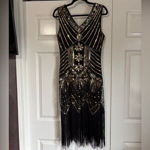 Like New Elegant Black and Gold Beaded and Sequined Dress